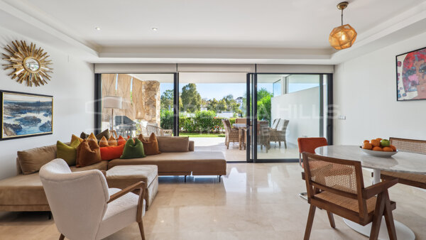 Modern 3 Bedroom Townhouse for Sale on Marbella Golden Mile near Puente Romano
