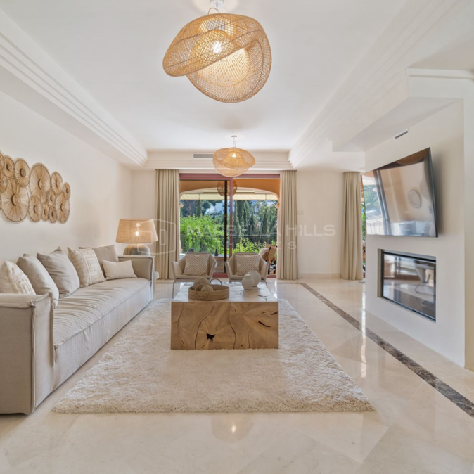 Luxury Villa for Sale in Vasari Resort, Puerto Banús | Walking Distance to the Beach and Marina