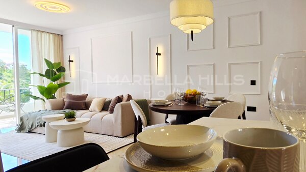 Renovated Golf Apartment for Sale in La Quinta, Benahavís | Lake Views and Close to Puerto Banús