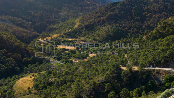 Luxury Villa for Sale in Monte Mayor, Benahavís | Spa, Heated Pool and Panoramic Views