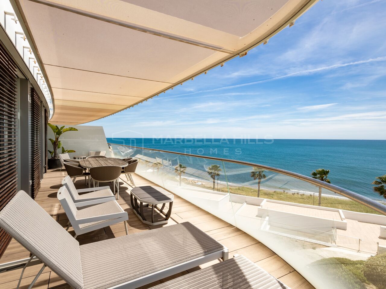 Appartement de Luxe en Première Ligne de Plage à The Edge, Estepona – Vues Panoramiques sur la Mer et Prestations Cinq Étoiles