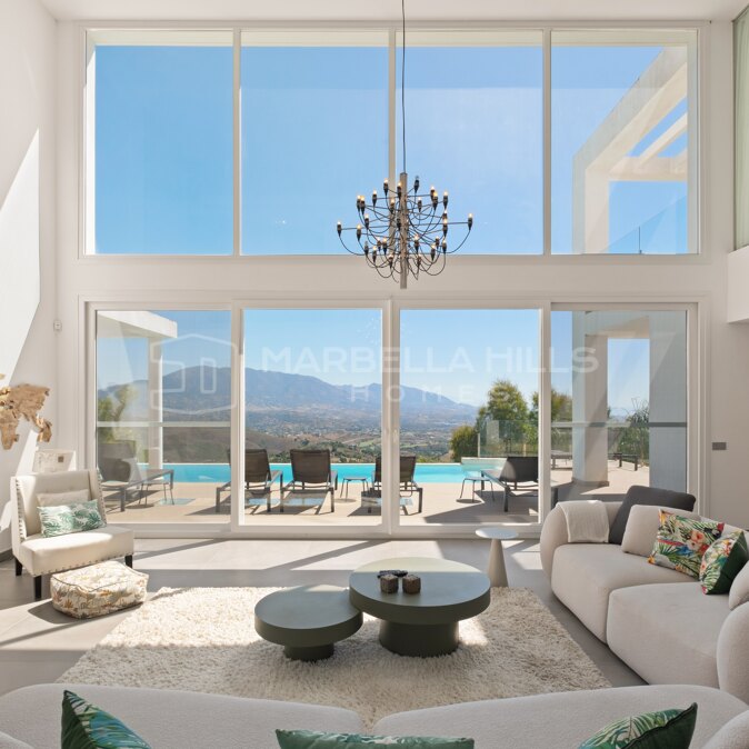 Luxury Contemporary Villa for Sale in La Mairena, Marbella East | Panoramic Sea and Mountain Views