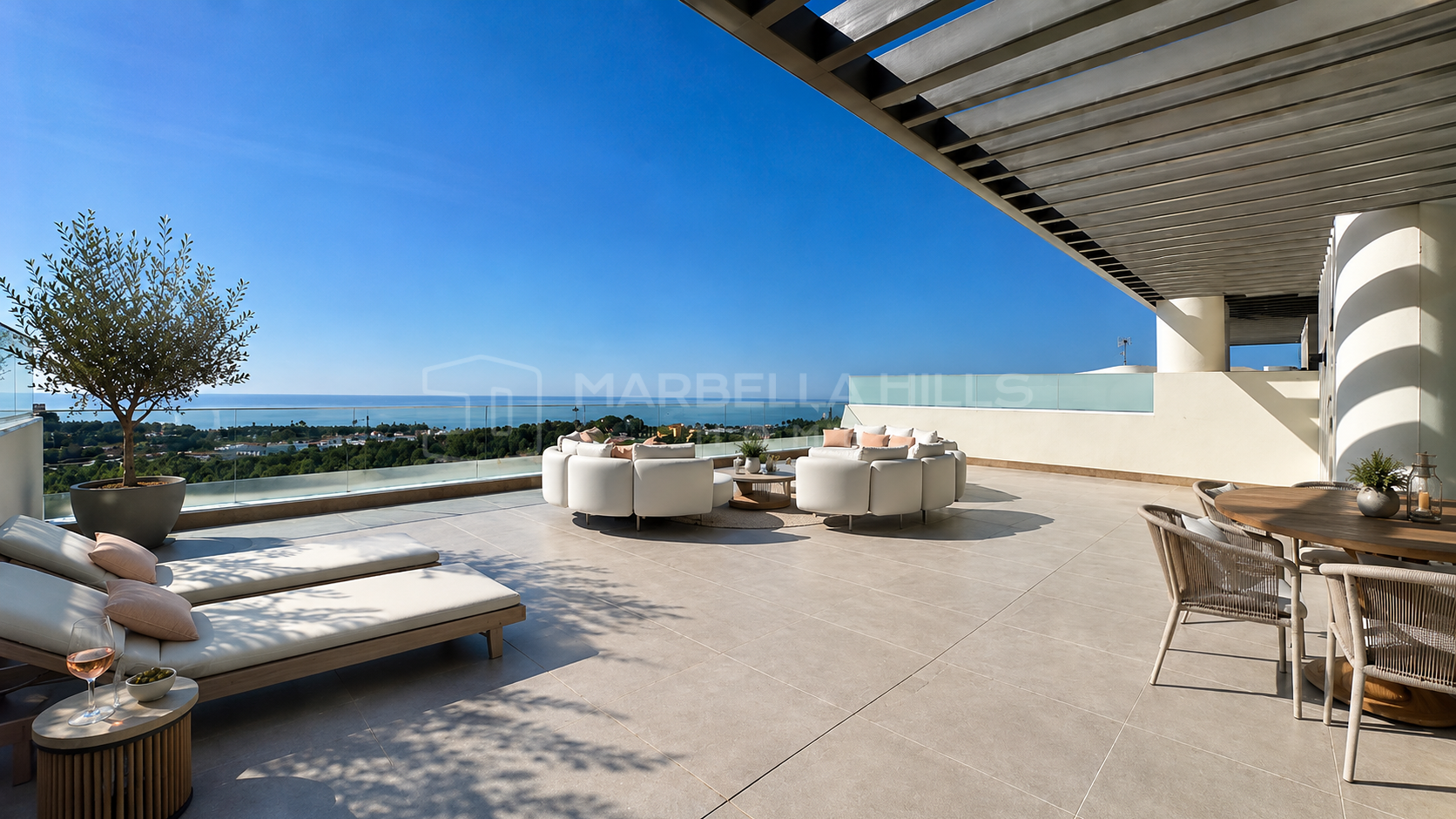 Modernes Penthouse zum Verkauf in Australy Libella, New Golden Mile Estepona | Panoramablick auf das Meer und Dachterrasse