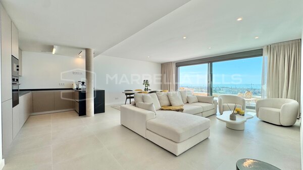Contemporary Penthouse for Sale in Australy Libella, New Golden Mile Estepona | Panoramic Sea Views & Private Solarium