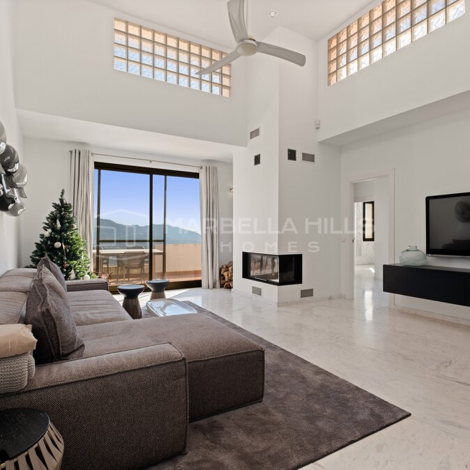 Luxury Penthouse for Sale in La Mairena, Marbella East | Panoramic Sea Views & Expansive Solarium