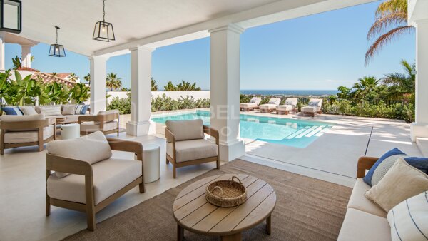 Luxusvilla mit 5 Schlafzimmern zum Verkauf in Puerto del Almendro, Benahavís