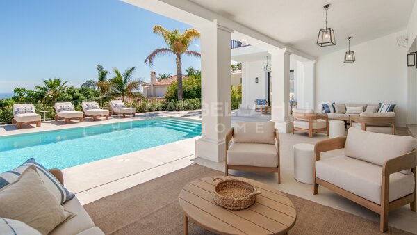 Luxusvilla mit 5 Schlafzimmern zum Verkauf in Puerto del Almendro, Benahavís