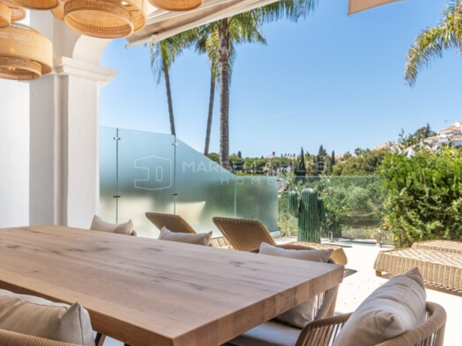 Maison de Ville à Vendre à Arco Iris, Marbella Golden Mile – À Deux Pas de la Plage et de Puente Romano