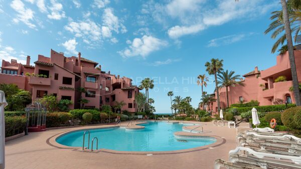 Penthouse Duplex de Luxe en Front de Mer à Menara Beach, Estepona – New Golden Mile