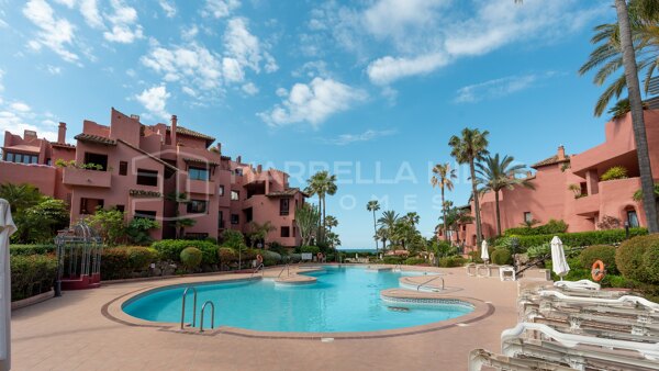 Penthouse Duplex de Luxe en Front de Mer à Menara Beach, Estepona – New Golden Mile