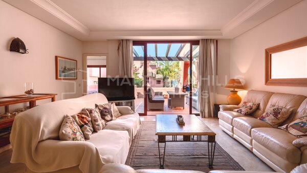 Penthouse Duplex de Luxe en Front de Mer à Menara Beach, Estepona – New Golden Mile