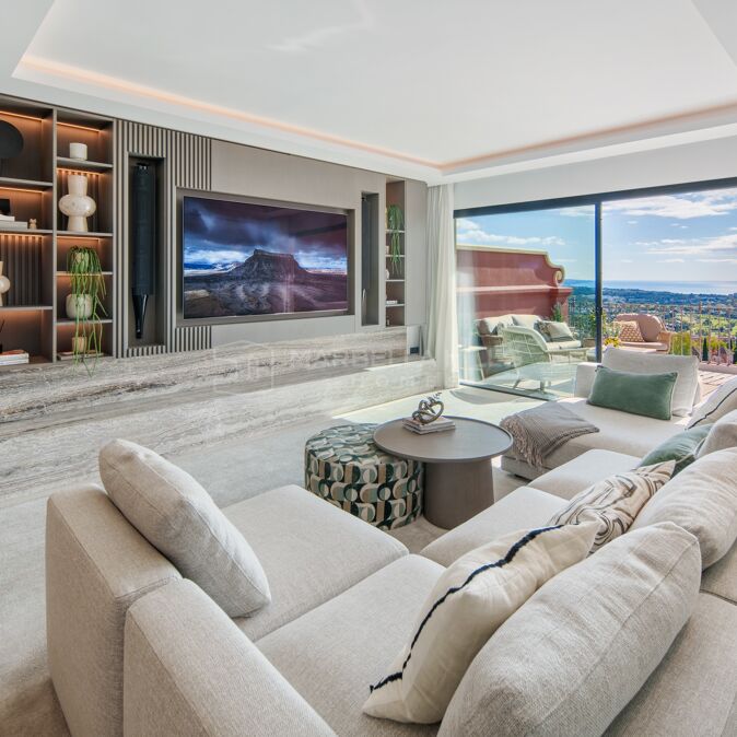 Luxury Duplex Penthouse for Sale in Monte Halcones, Benahavís with Private Pool and Panoramic Sea Views