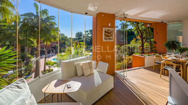 4-Schlafzimmer-Erdgeschosswohnung mit Investitionspotenzial in La Cerquilla, Nueva Andalucía