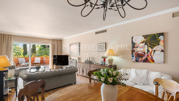 Spacious South-Facing Apartment for Sale in El Embrujo Playa, Puerto Banús
