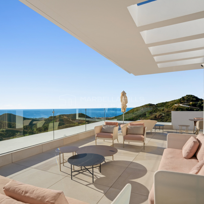 Duplex-Penthouse mit Panoramameerblick in Palo Alto Ojén
