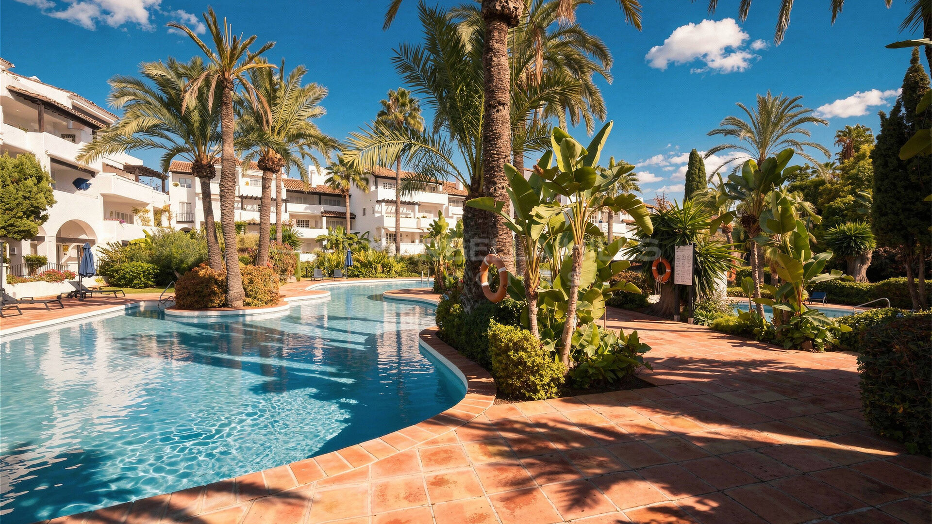 Elegantes Erdgeschossapartment im Puente Romano an Marbellas Goldener Meile