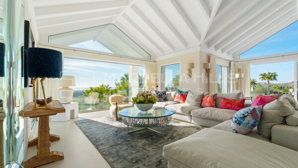 Luxury Estate for Sale in Puerto del Almendro Benahavís – Panoramic Sea View Villa near Marbella and Puerto Banús