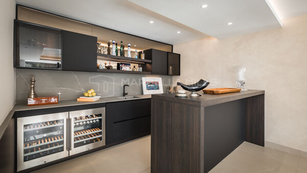 Exclusiva villa contemporánea en Kings & Queens, Sotogrande Costa