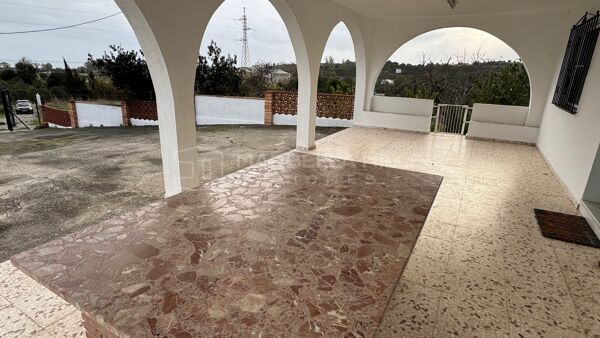 Traditionelle Finca mit Meerblick auf 30.000 m² großem Grundstück in Guadalmansa, Estepona
