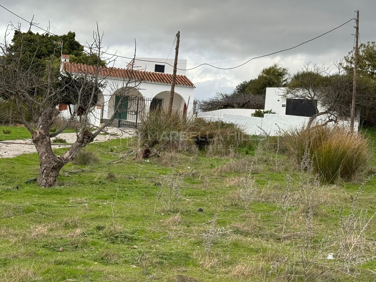 Finca tradicional con vistas al mar en parcela rústica de 30.000 m² en Guadalmansa, Estepona
