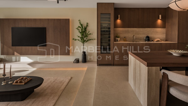 Elegant Renoviertes Stadthaus mit Meerblick und Dachterrasse in Aloha, Nueva Andalucía