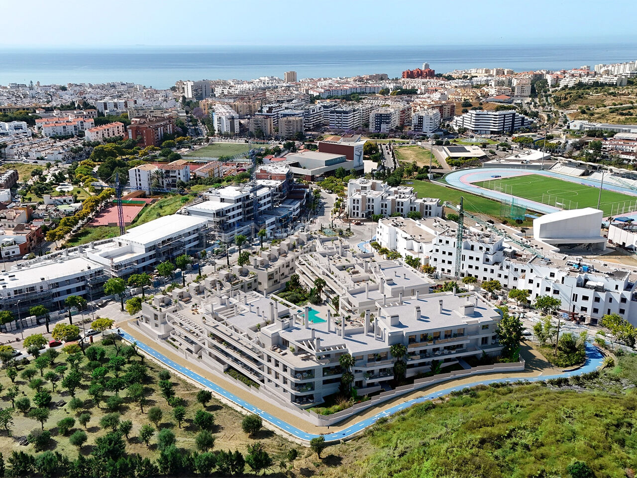 Nouveau Programme de Maisons Mitoyennes de 4 Chambres à Vendre à Estepona