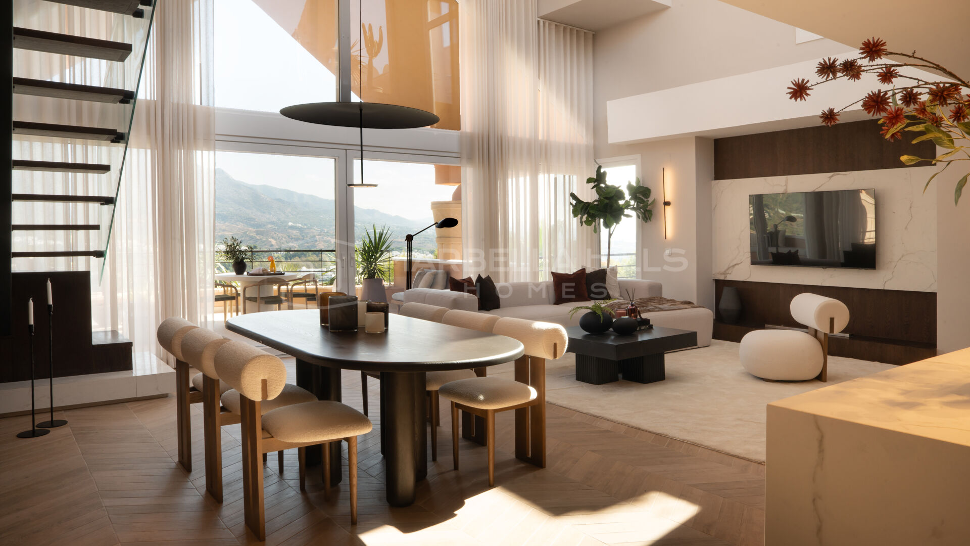 Luxury Renovated Penthouse with Private Pool in Magna, Nueva Andalucia - Marbella