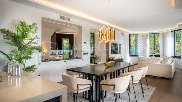 Villa moderne de 5 chambres à vendre à La Quinta, Benahavís – vues sur la mer, le golf et la montagne