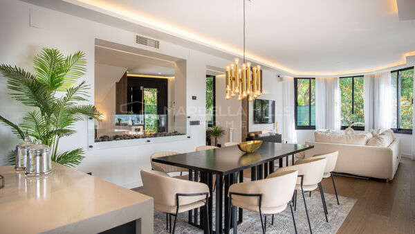 Villa moderne de 5 chambres à vendre à La Quinta, Benahavís – vues sur la mer, le golf et la montagne