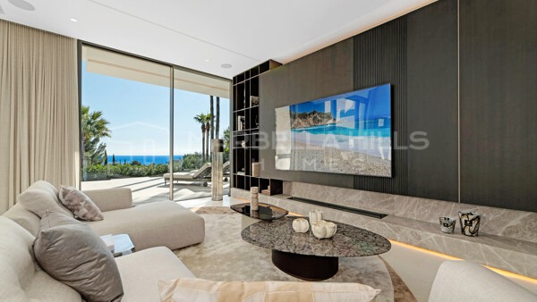 Villa contemporaine à vendre à Sierra Blanca, Marbella sur la Golden Mile avec vue mer panoramique