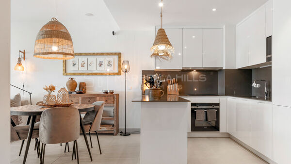 Appartement moderne en rez-de-chaussée avec jardin privé à Estepona Golf