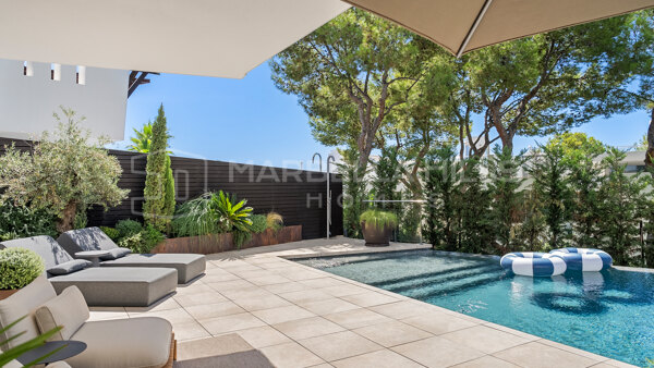 Modern Elegance with Panoramic Views in Prestigious Sierra Blanca
