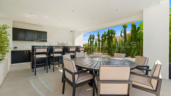 Luxusvilla zum Verkauf in La Quinta Benahavís – Moderne Villa nahe Marbella und Puerto Banús