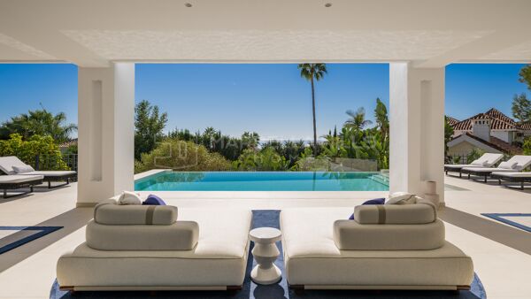Luxury Villa for Sale in Sierra Blanca Marbella Golden Mile with Sea Views