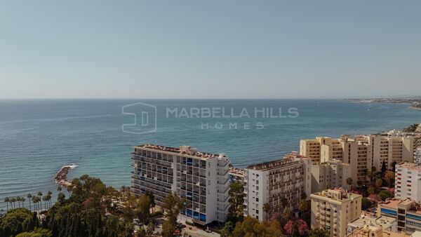 Penthouse Moderne avec Piscine Privée et Vue sur La Concha au Cœur de Marbella