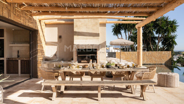 Luxury Designer Villa with Sea Views for Sale in Selwo, Estepona