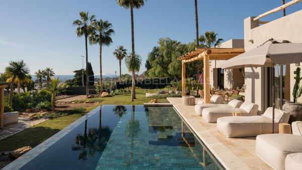 Luxury Designer Villa with Sea Views for Sale in Selwo, Estepona