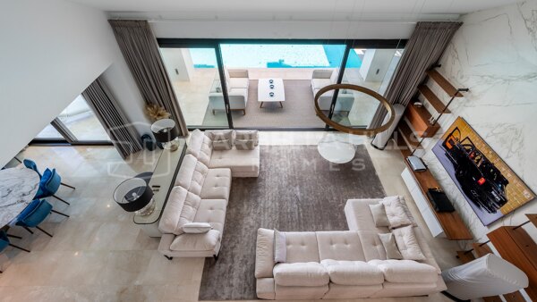 Luxusvilla in erster Reihe am Golfplatz in Los Flamingos, Benahavís – mit Panoramablick auf das Meer