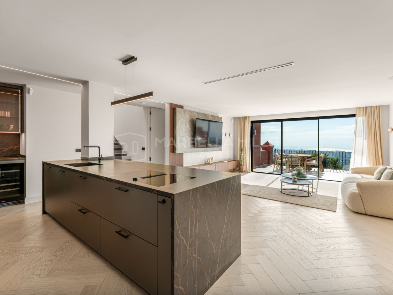 Penthouse Duplex à Vendre à Monte Halcones, Benahavís avec Vue Panoramique sur la Mer