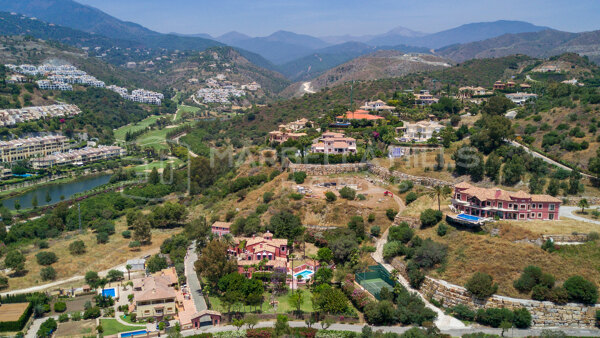 Exceptionnelle hacienda de 12 chambres à vendre à Benahavís | Vega del Colorado