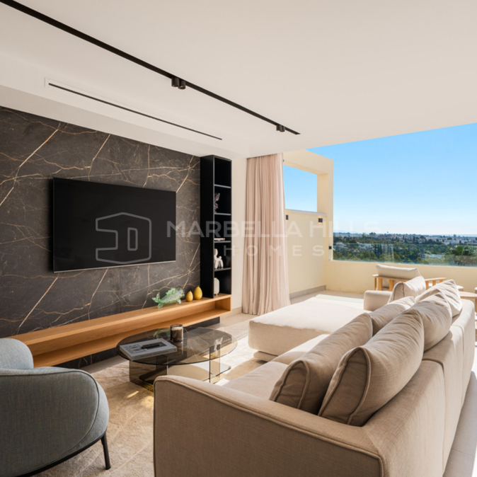 Appartement rénové de luxe avec vues panoramiques à vendre à Palacetes Los Belvederes, Nueva Andalucía