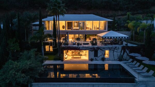 Villa de Luxe avec Vues Panoramiques sur la Mer et la Montagne à La Mairena, Ojén