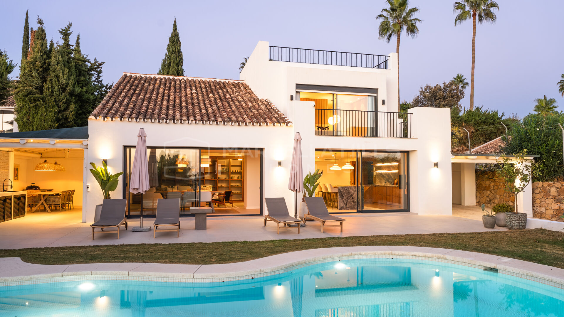 Villa Moderne de Style Scandinave avec Vues Panoramiques à Nueva Andalucía, Marbella