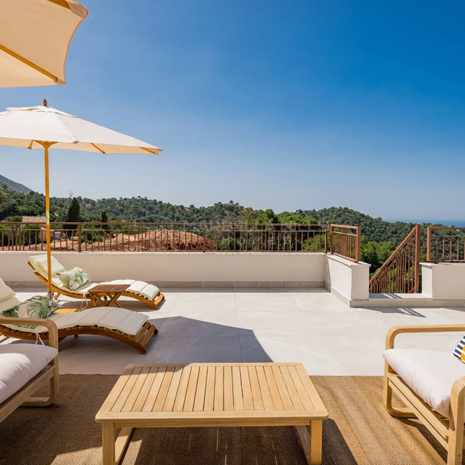 Exklusives Duplex-Penthouse mit Panoramablick auf das Meer in den Hügeln von Istán, nur wenige Minuten von der Golden Mile entfernt