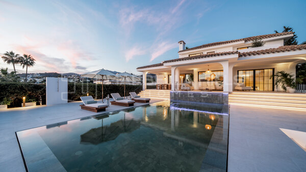 Luxury Renovated Villa in Nueva Andalucía - Sea & Mountain Views Near Puerto Banús Marbella