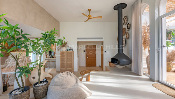Villa rénovée exclusive de 4 chambres à Atalaya de Río Verde