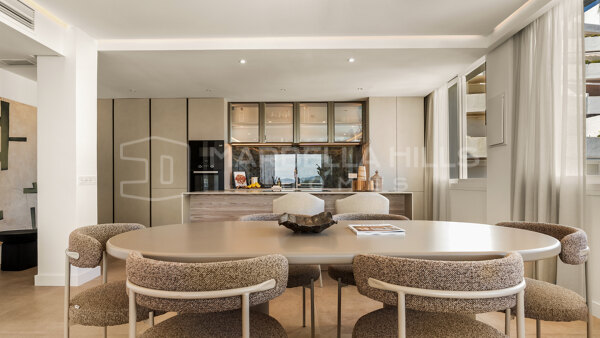 Luxury Renovated Apartment with Panoramic La Concha Views in Nueva Andalucía, Marbella