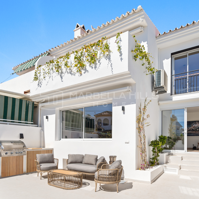 Komplett Renoviertes Stadthaus in Cortijo Blanco, San Pedro – Nur Wenige Minuten vom Strand Entfernt