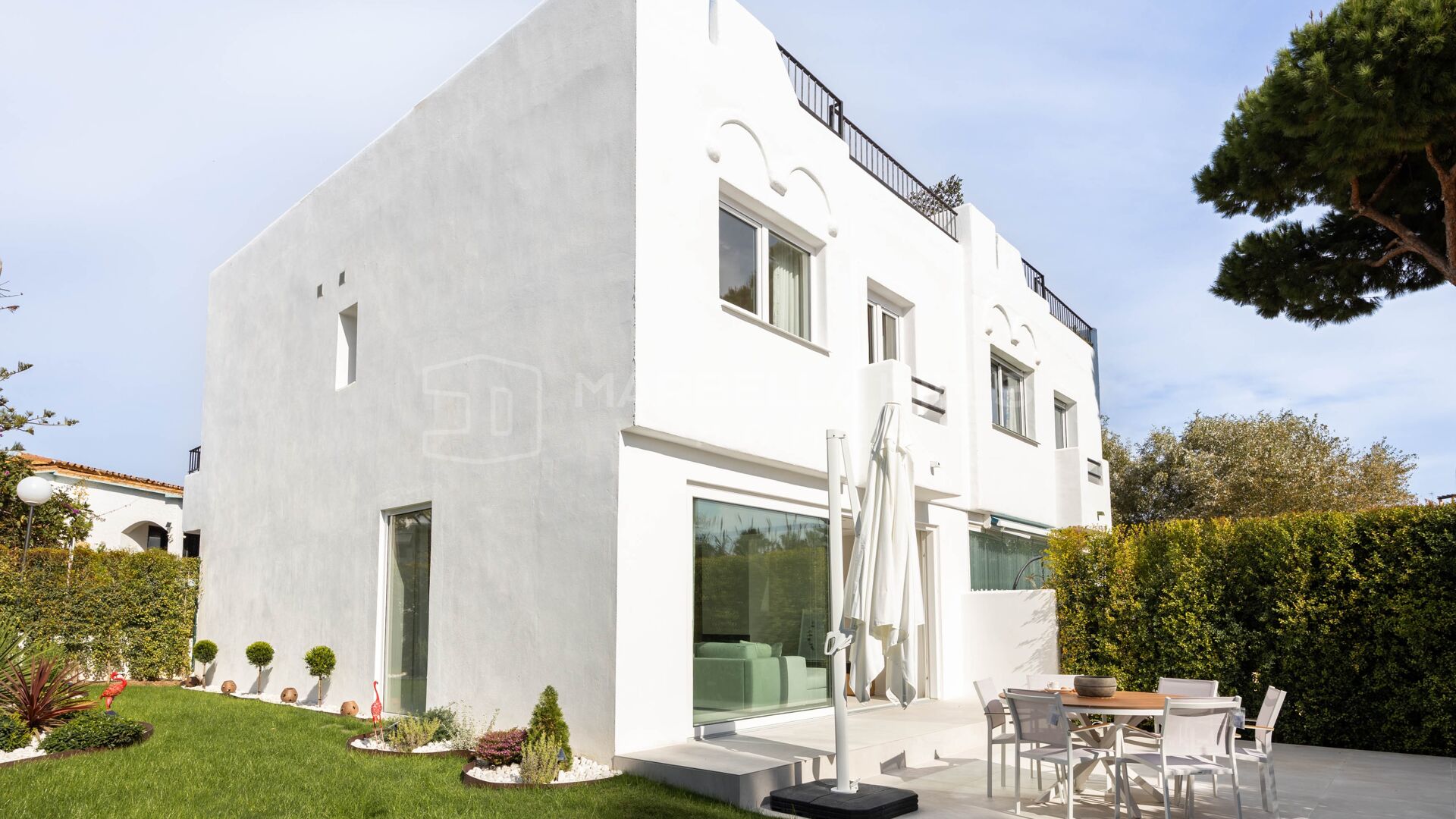 Renovated Beachside Townhouse on the New Golden Mile - Modern Coastal Living