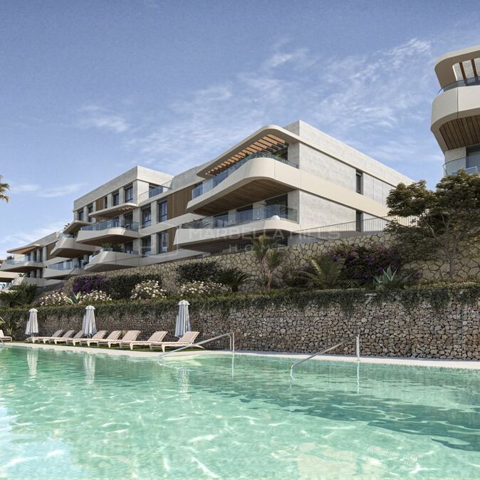 Kalifornia: New Apartments Between Two Golf Courses in West Estepona
